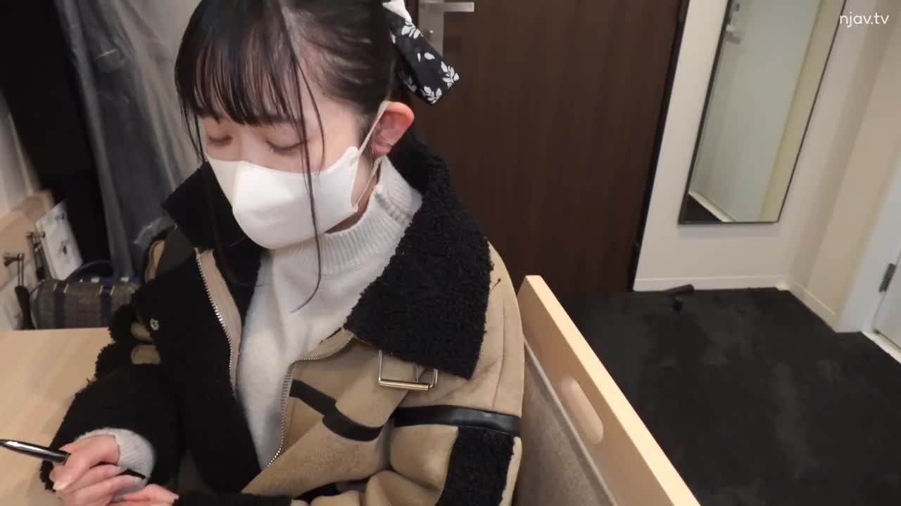 番号:FC2-PPV-4343432    发行日期: 2024-03-20标题：【无_露脸_顶球】限时pt呜呼~我抓到了性奴了！ - -！ - - 她是个不讲道理的女孩，但她很好。 - - 被暴力插入后在阴道内射精太危险了，但是尽管她讨厌阴部汁液却严重懒惰是什么感觉？