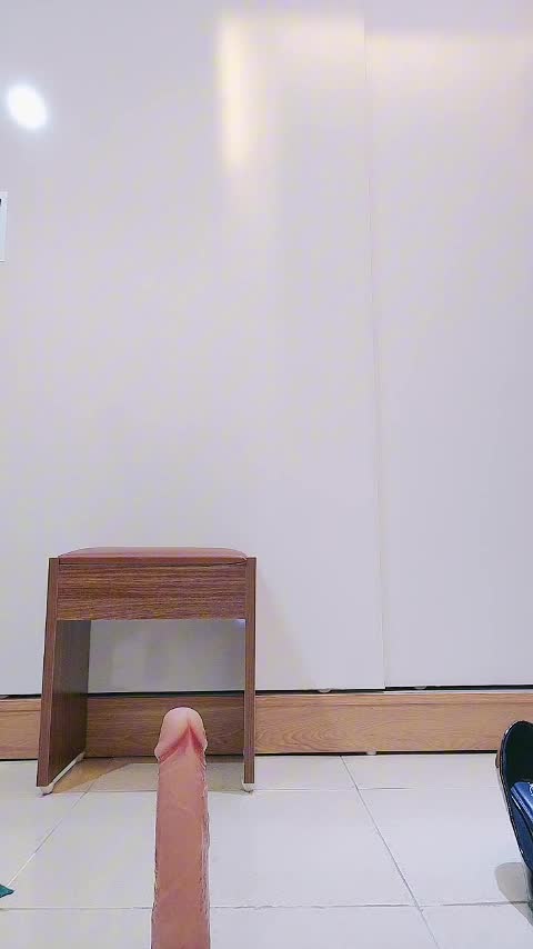 风情少妇 成熟少妇直播大秀，阳具插逼 排尿 舔脚 非常不错的直播