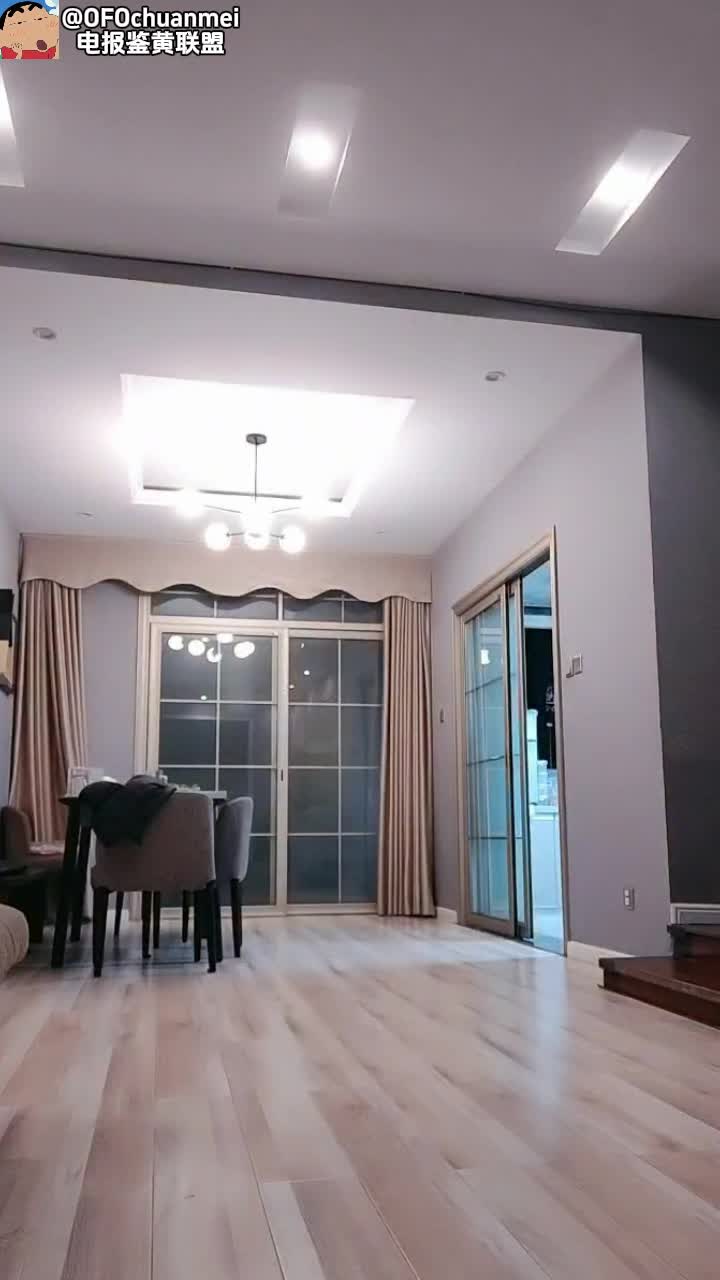 夫妻在客厅操逼被家庭监控拍到发网上去了