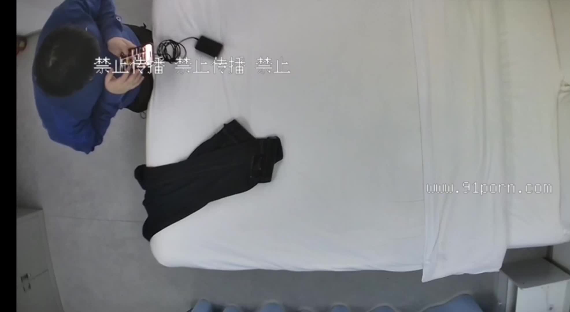 精品针孔
#偷拍
 你肥胖的样子我已分不清你是不是富婆

微胖绝佳的身材线条 让猥琐的男人早已饥渴难耐  晃悠晃悠的奶子早已让我忘怀 床上各种富婆姿势上阵

这全省都充满了
#反差
富婆的气息 

豁出老命都要服侍好 鸡鸡不够 电动来凑  

话说 这屁股后入真的很爽 ️