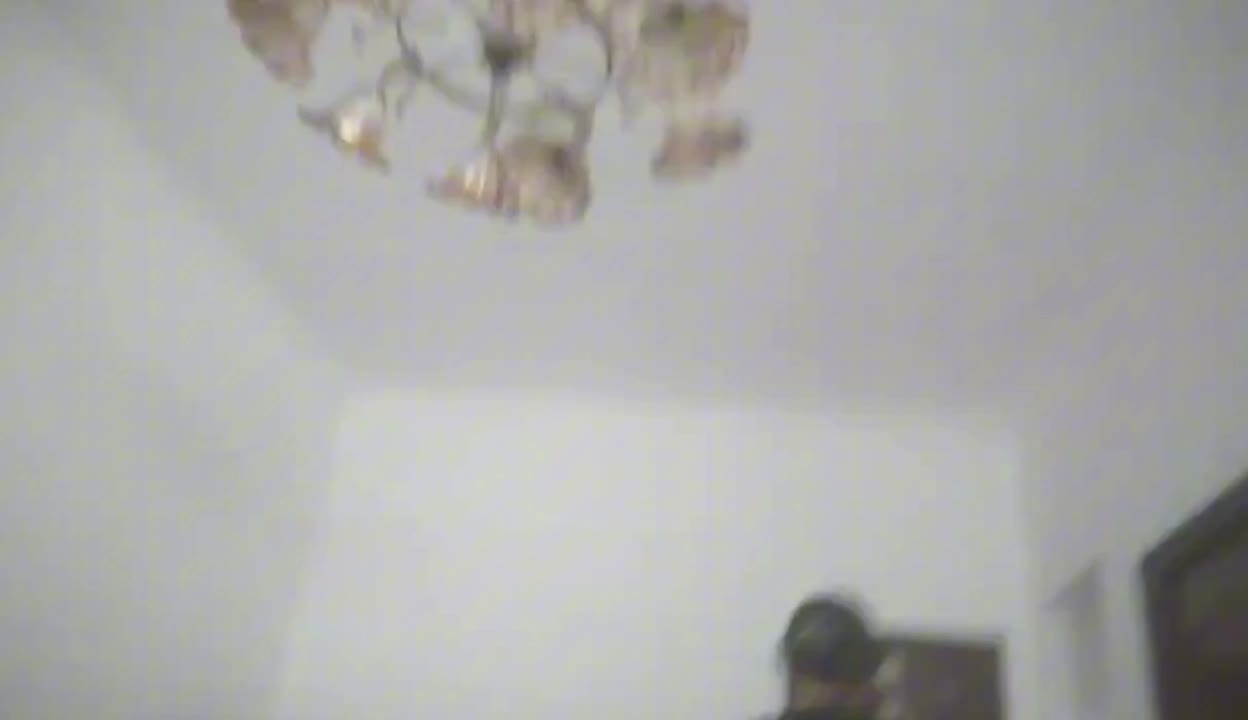 城中城探访站街女 阿姨是已婚少妇 奶子虽然不大但是还是很有特色 属于那种风韵型坦克 #熟女 #探花 #巨乳