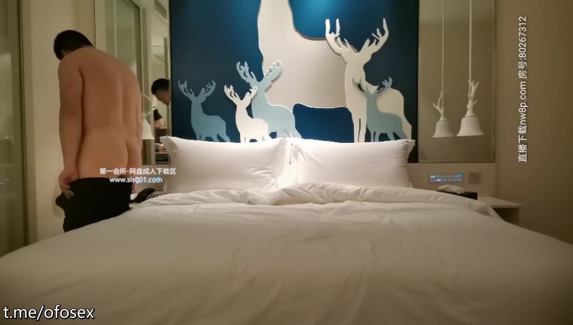 【#二狗探花】玩腻了漂亮小姑娘，今晚跟温柔大姐姐相约啪啪，黑丝大胸，体贴技术高，熟女才更懂男人