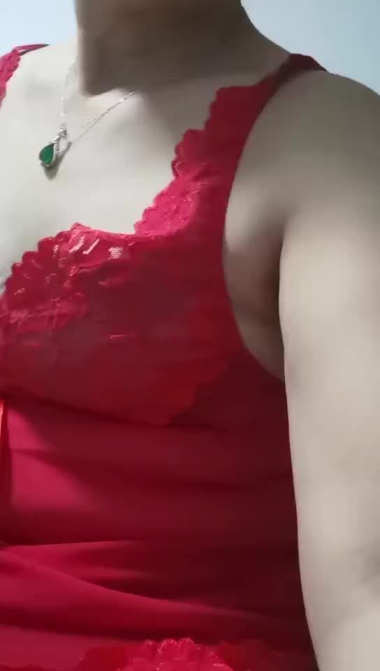 #抖音 老熟女 #珠珠 这个老骚逼一个视频还要52块钱 现实中去真实她这种老骚货一定爽