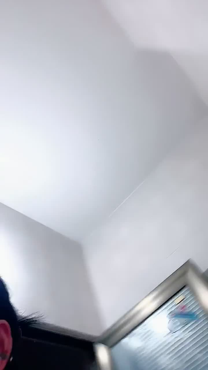 ri.bi-完美御姐！【白月光小姐】复出二，骚臀太美自慰迷人 这个姐姐尺度越来越放开了，主要是美臀太诱人了