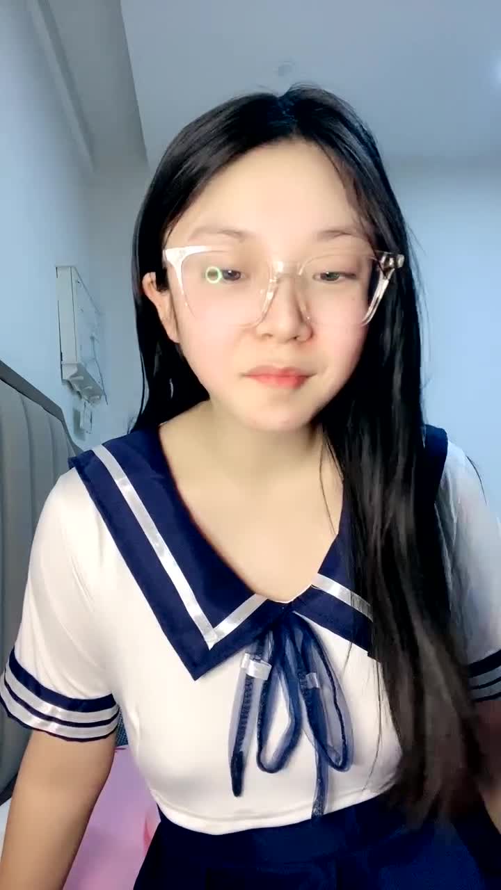 ri.bi@05反差嫩妹20250112_210204