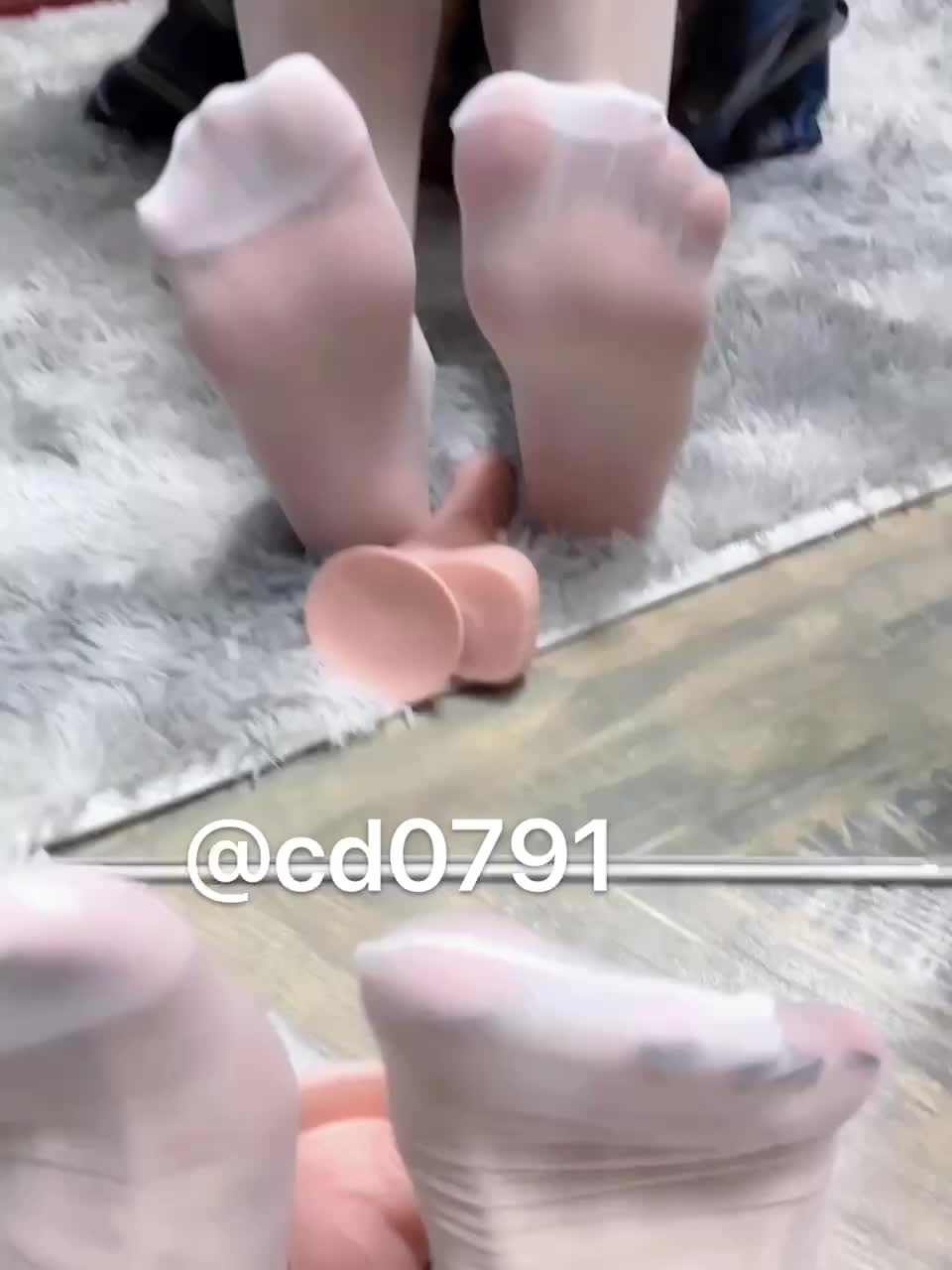 2048.hk@超色女声骚脚伪娘52