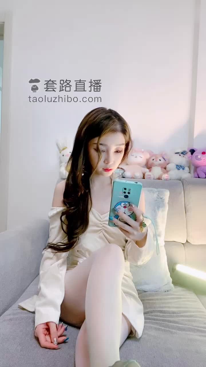 2048.hk@领主老大红绿灯渐变绿丝粗口多次计时