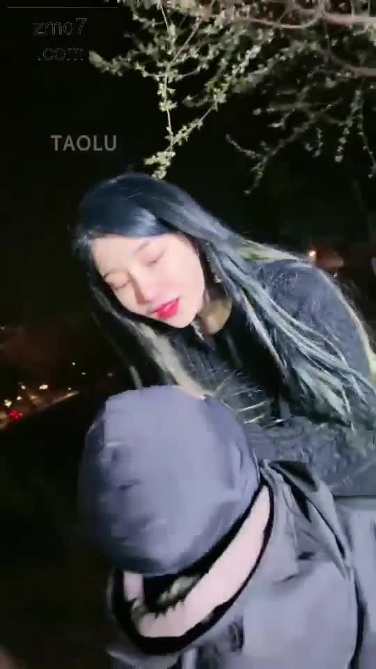 2048.hk@领主老大TJ：户外调教锁奴遛狗耳光口水羞辱