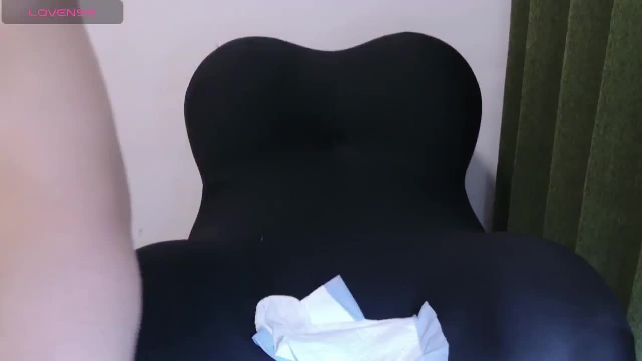 2048.hk@199358758_720p60_2025-04-28_01-31-53