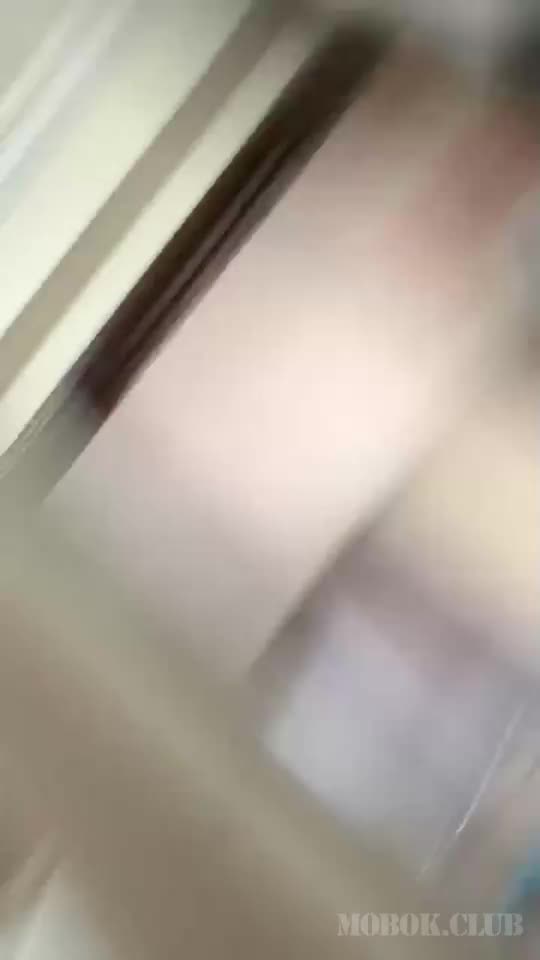 短發清純大眼睛萌妹,閨房褕褕背著父母下海撩騷,有點肉肉的,很可愛