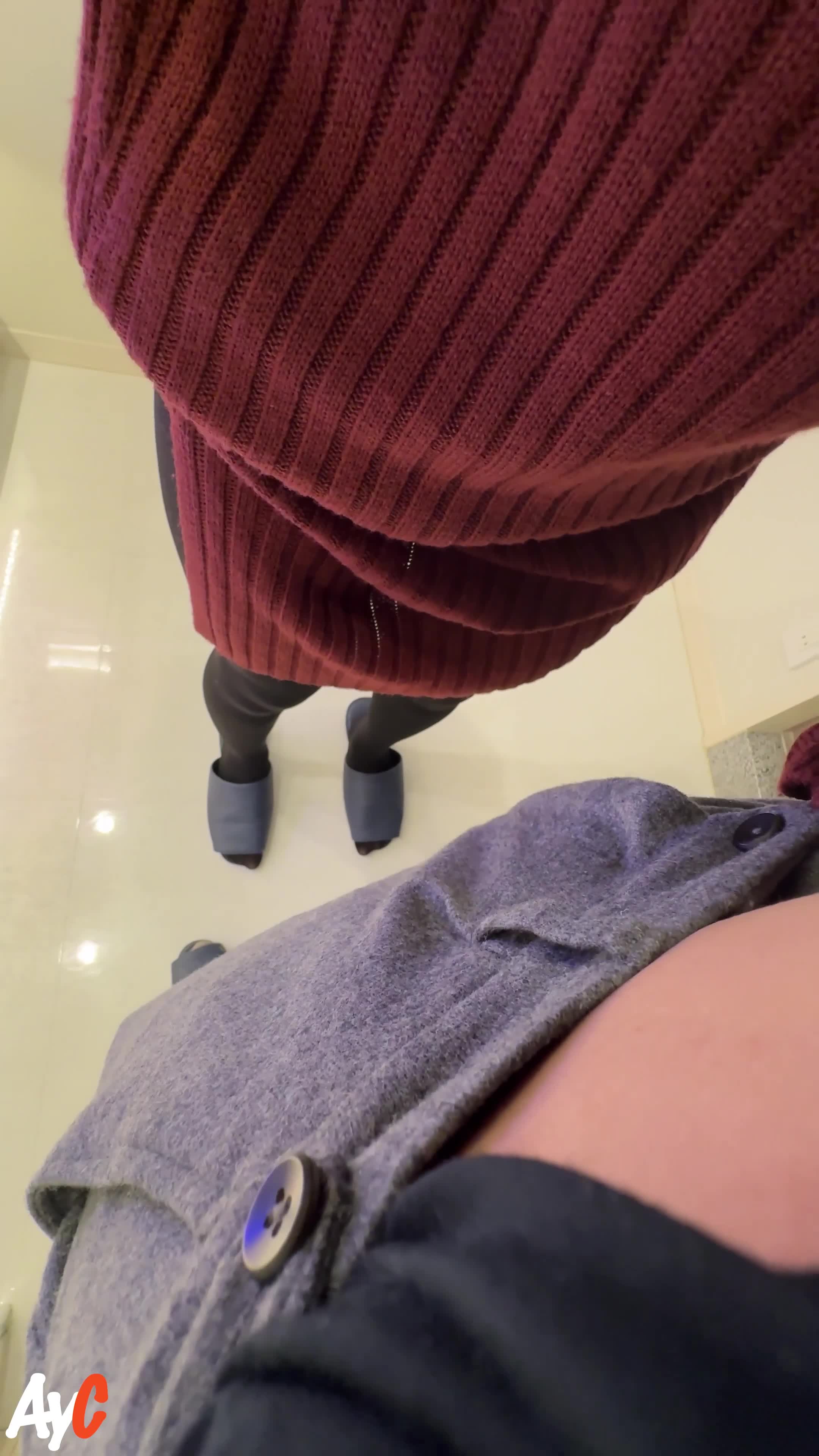 2048.hk@乳首ビン勃ち、エッチ大好き、デカチン大好き、の犬の様な人妻さんがデカチンでよがり狂っちゃいます（全編：58分）