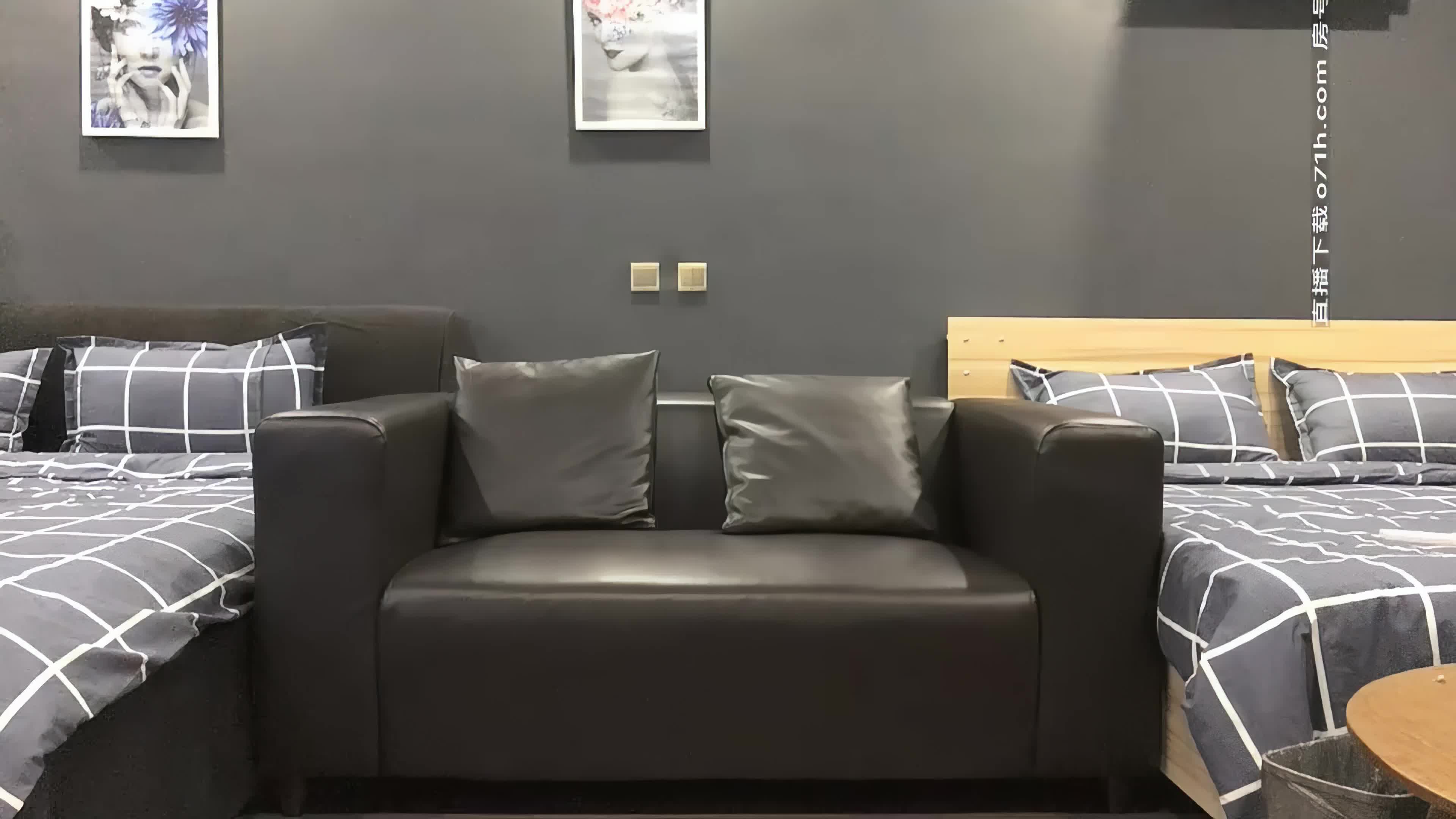 【AI超清画质4K修复】2020.8.22【男爵全国精品探花】女神小佟丽娅再返场，清纯乖巧身材颜值均高分，近距离清晰看小穴被抽查