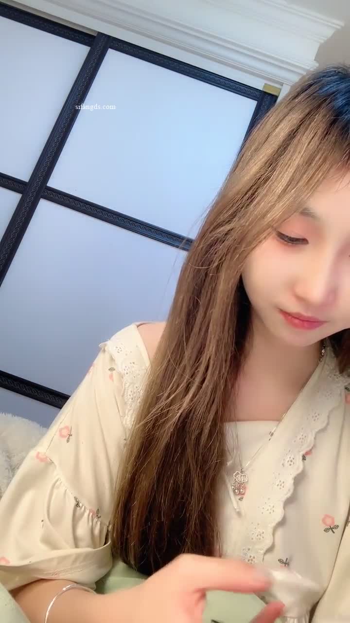 2048.hk@厌厌想睡觉2025-3-4