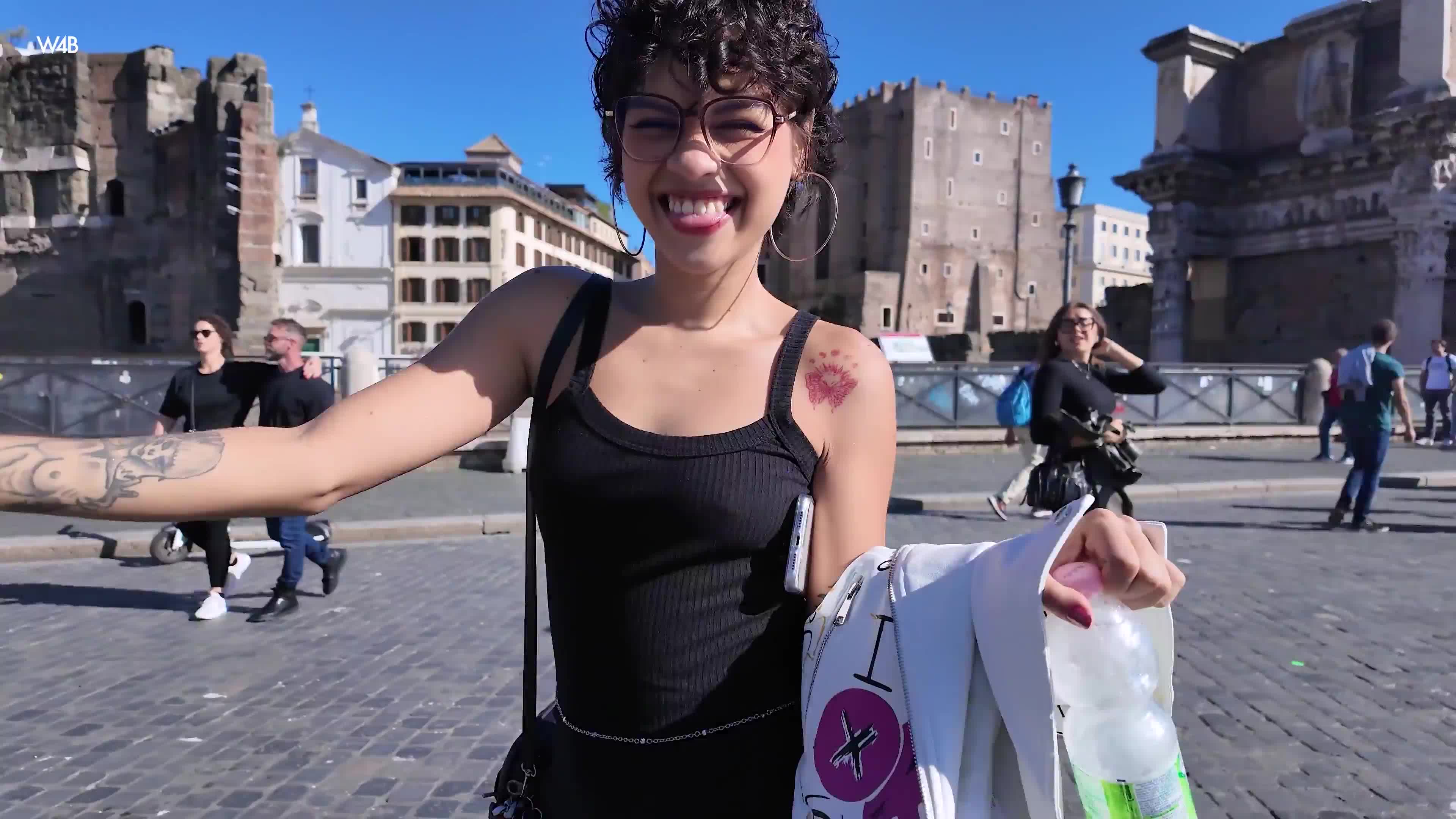 watch4beauty.25.05.15.lilith.baph.horny.in.rome.backstage.4k