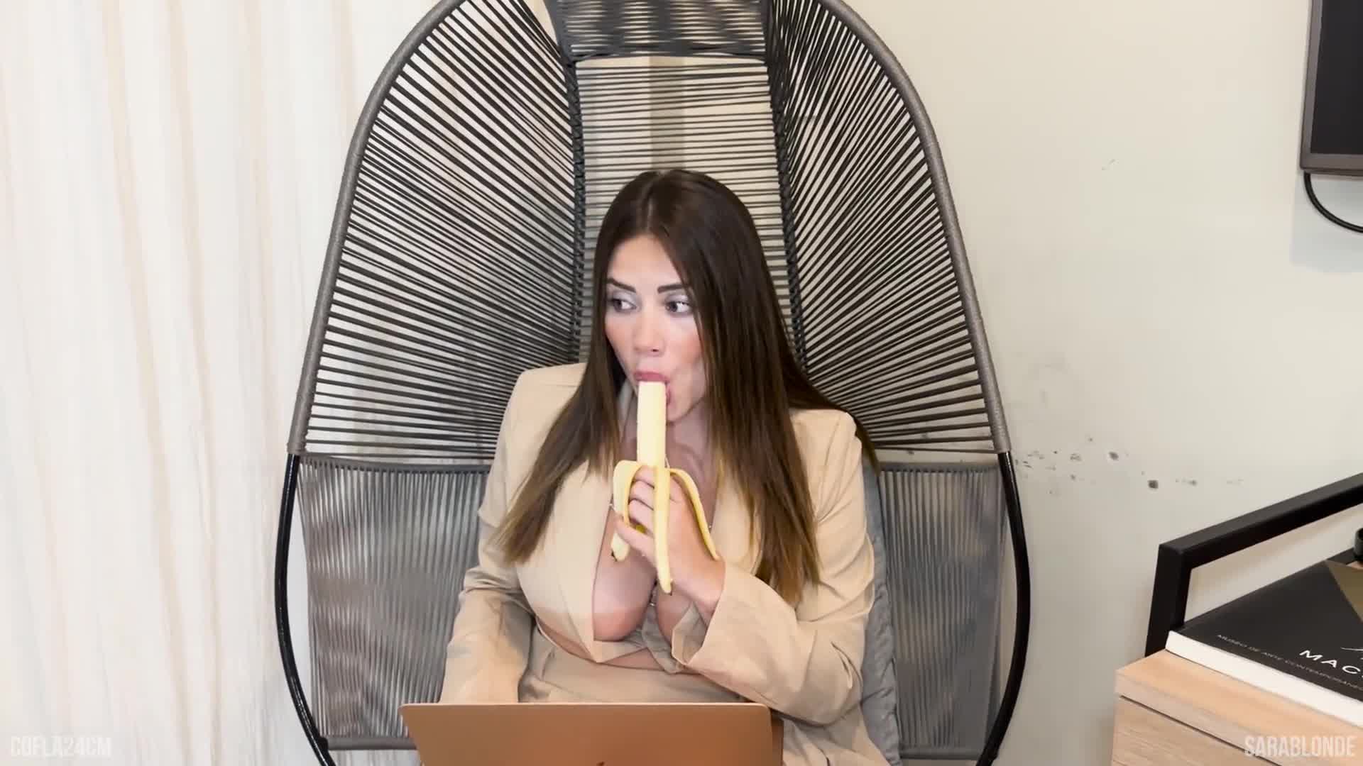 2048.hk@2048.hk@性学家SaraBlonde检查COFLA的24厘米-Pornhub.com