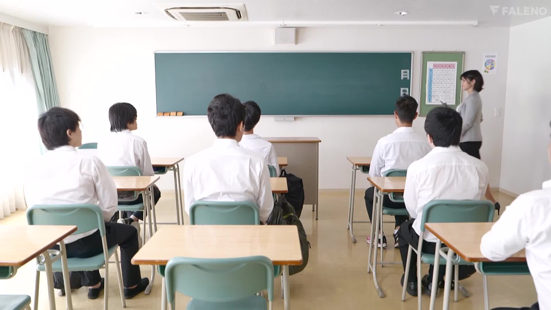 FSDSS-168童貞並の性欲で教え子チ○ポを貪る淫行教師の性活指導美乃すずめ