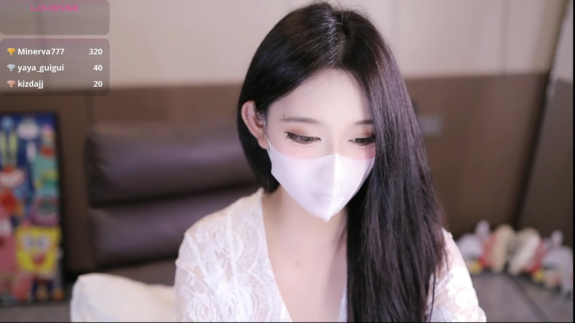 2048.hk@207178679_yaya_1888_20250816_210296