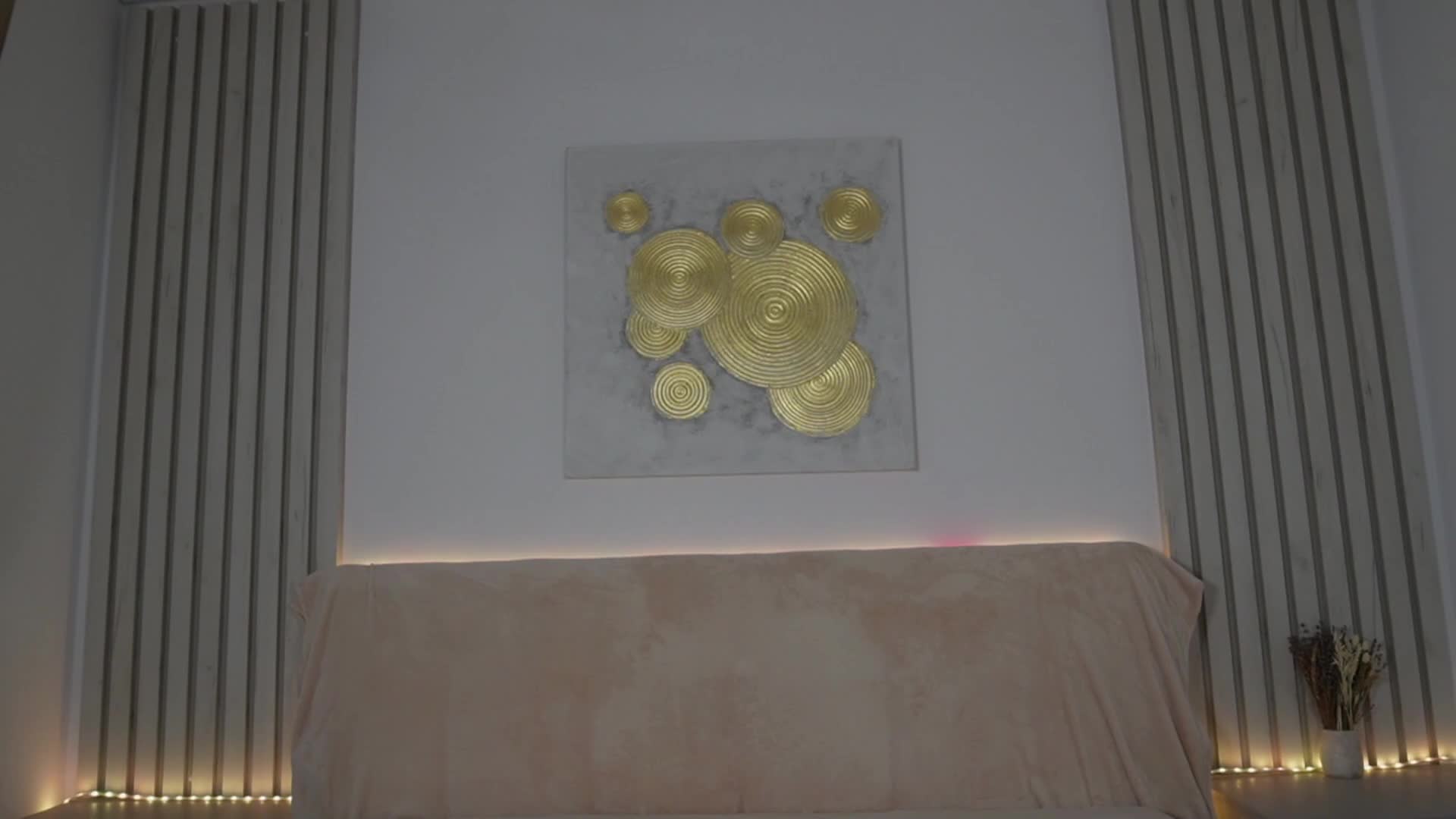 2048.hk@funny_to_see_you_here2024-10-1217-22