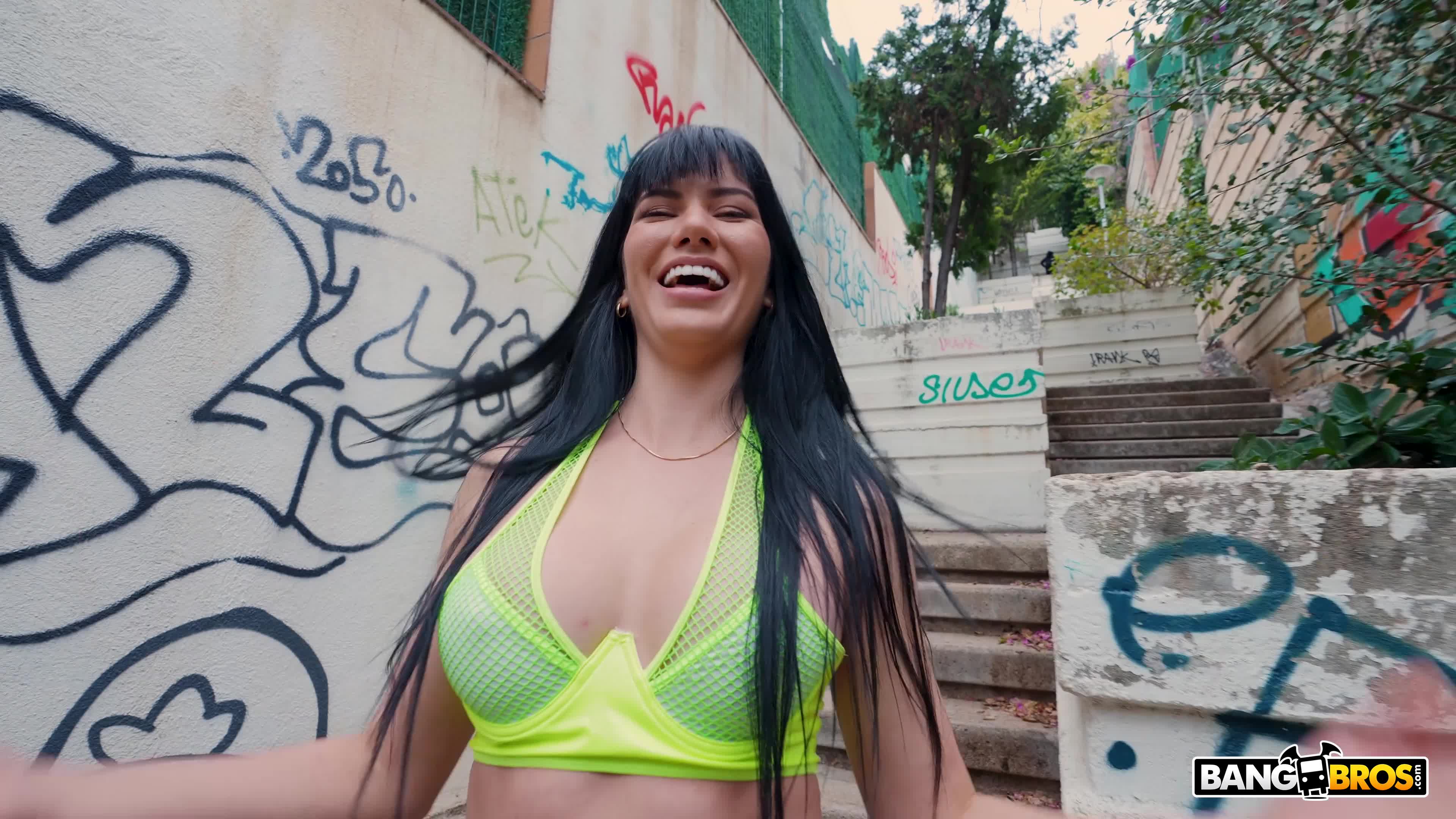 publicbang.25.06.06.yenifer.chacon.4k