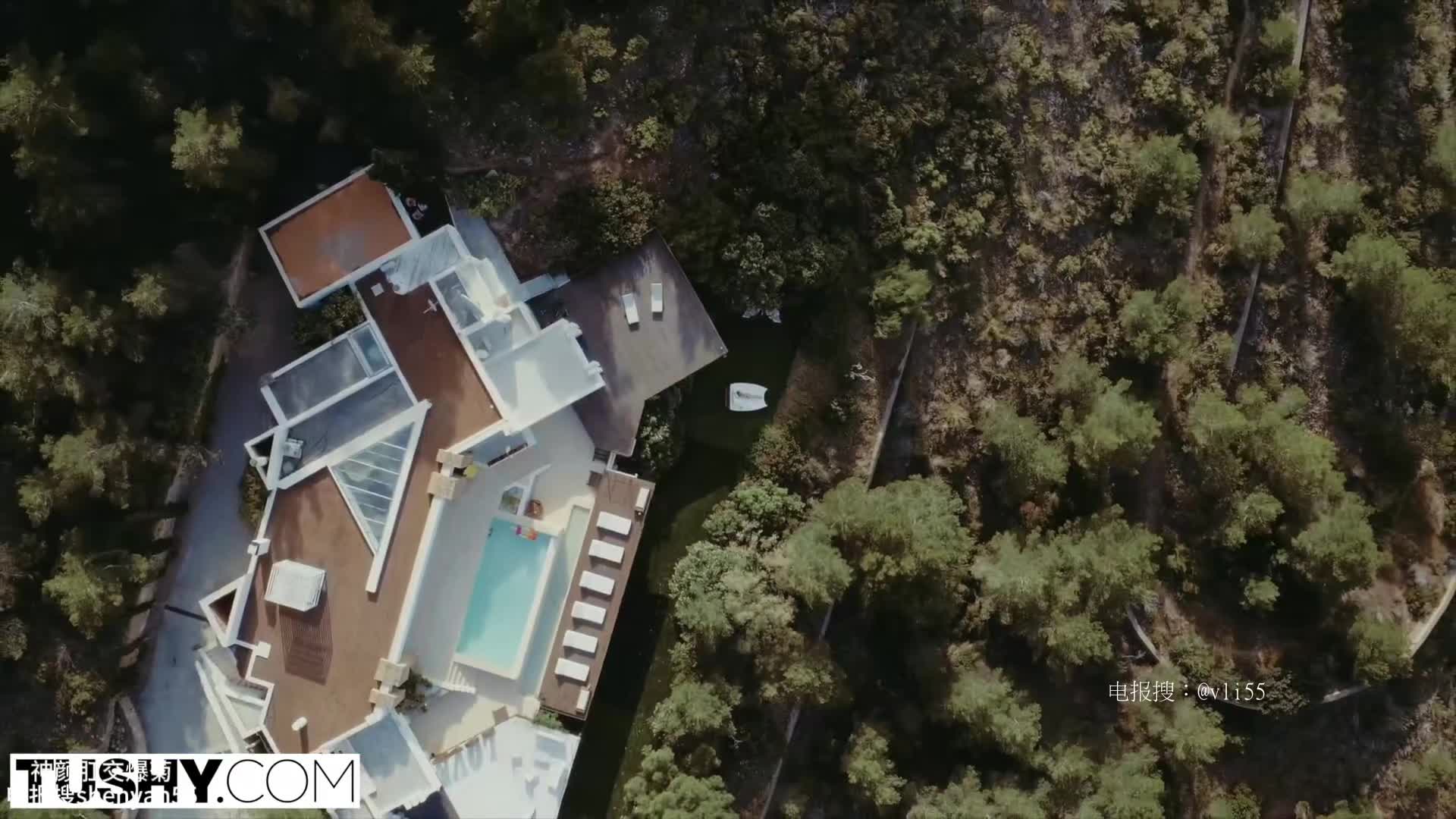 超美的女神 穿着制服衣服特别好看 喜欢被大鸡巴肛交干屁眼