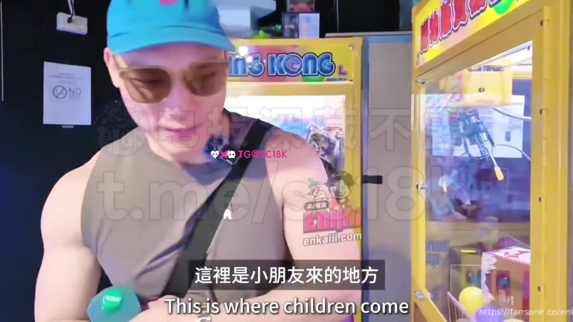 #台湾 #约炮 #onlyfans #网红 原来约炮母狗是这么简单，见面三言两语后直接问你要不要做爱，母狗直接下拉衣服说好哇～天呐！完整28分钟已更SVIP 解锁百位福利姬