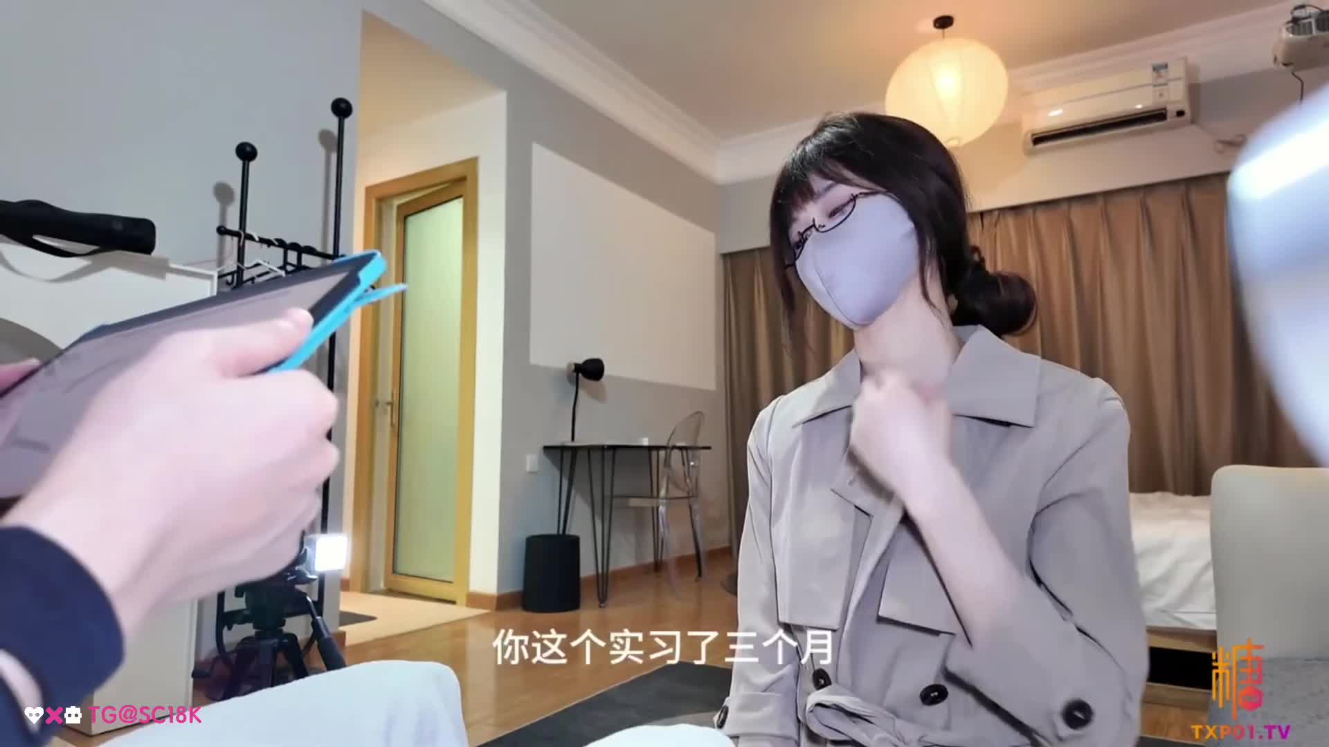 #萝莉 #反差 #福利姬 我的小秘书从实习转正式员工的唯一考核，那就是服侍到我满意为止！完整23分钟已更SVIP 解锁百位福利姬