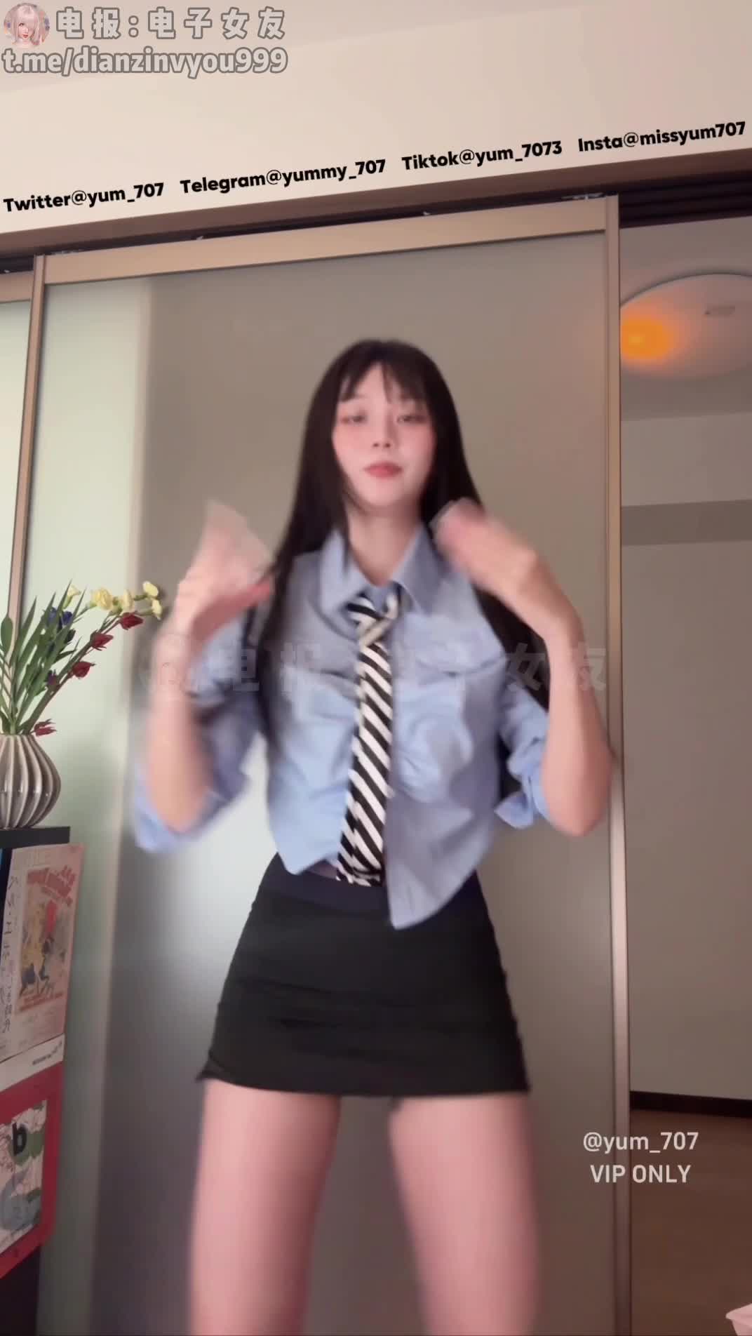 #推特 #Yum_707 #玉米 #高颜值 #反差 #裸舞推特 Yum_707 8月24日会员群作品 22V