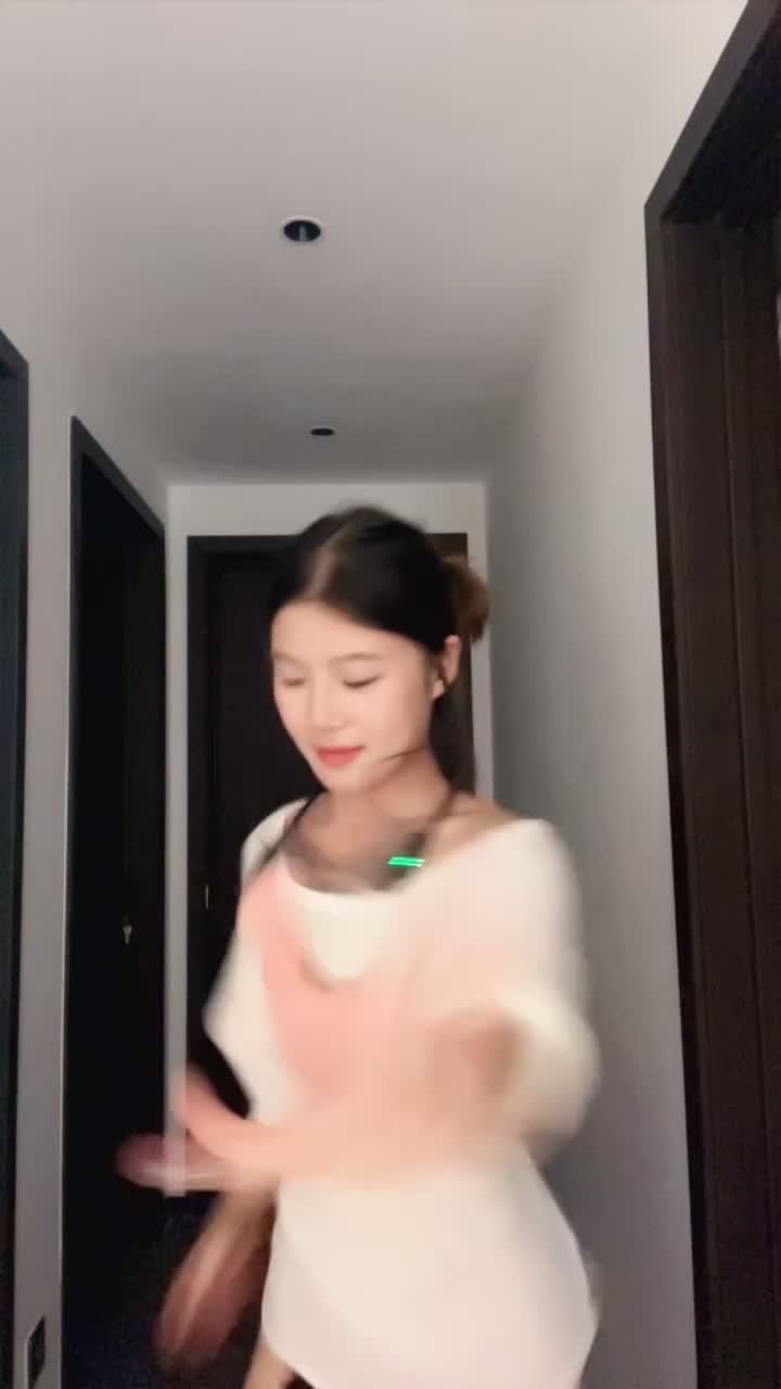 2048.hk@纯情美少女战士_1436142064_20250910-003312