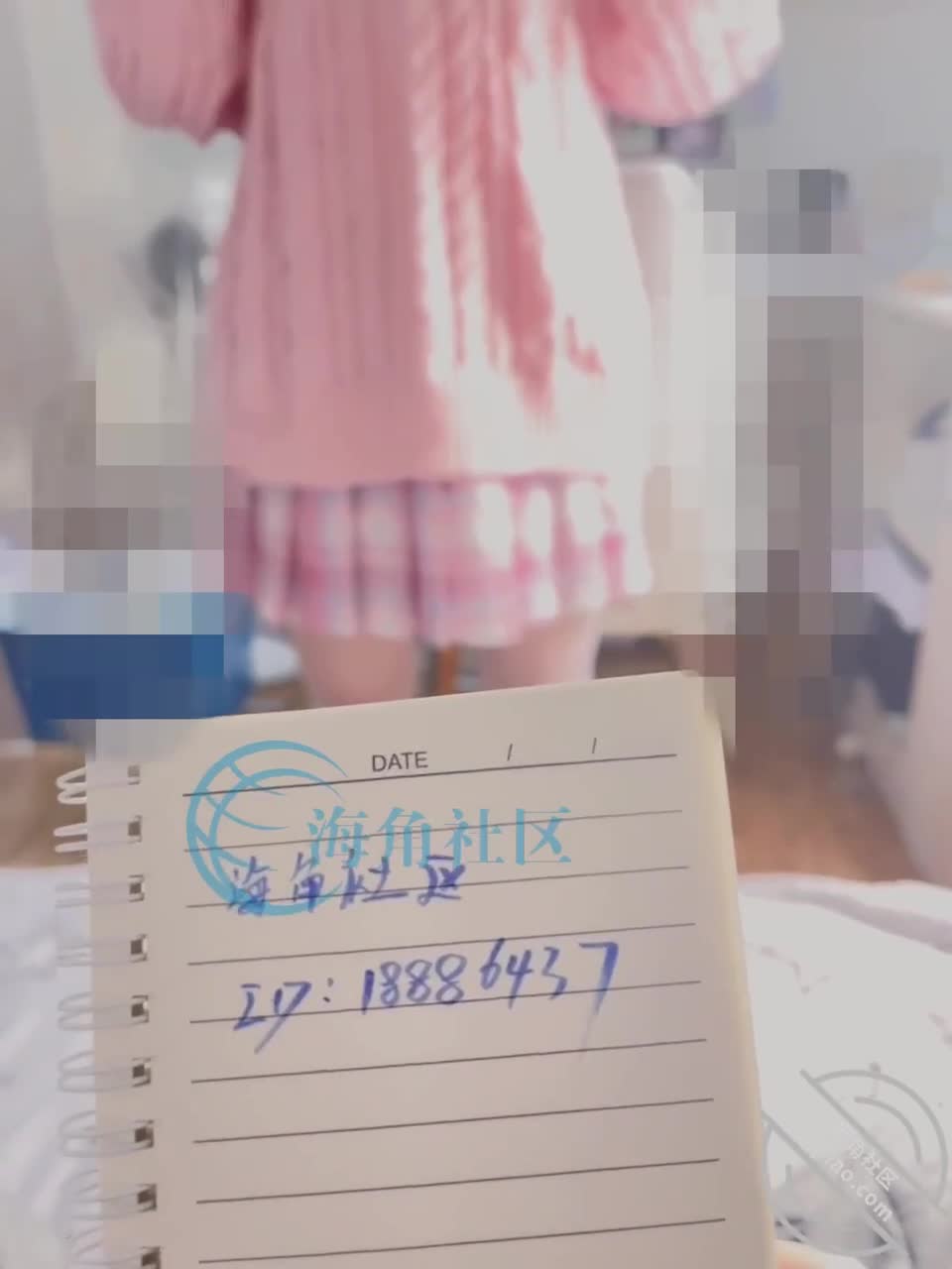 #兄妹 #乱伦 #无套 趁爸妈出去上班和妹妹在家里玩角色扮演疯狂做爱 （真实对白）超赞