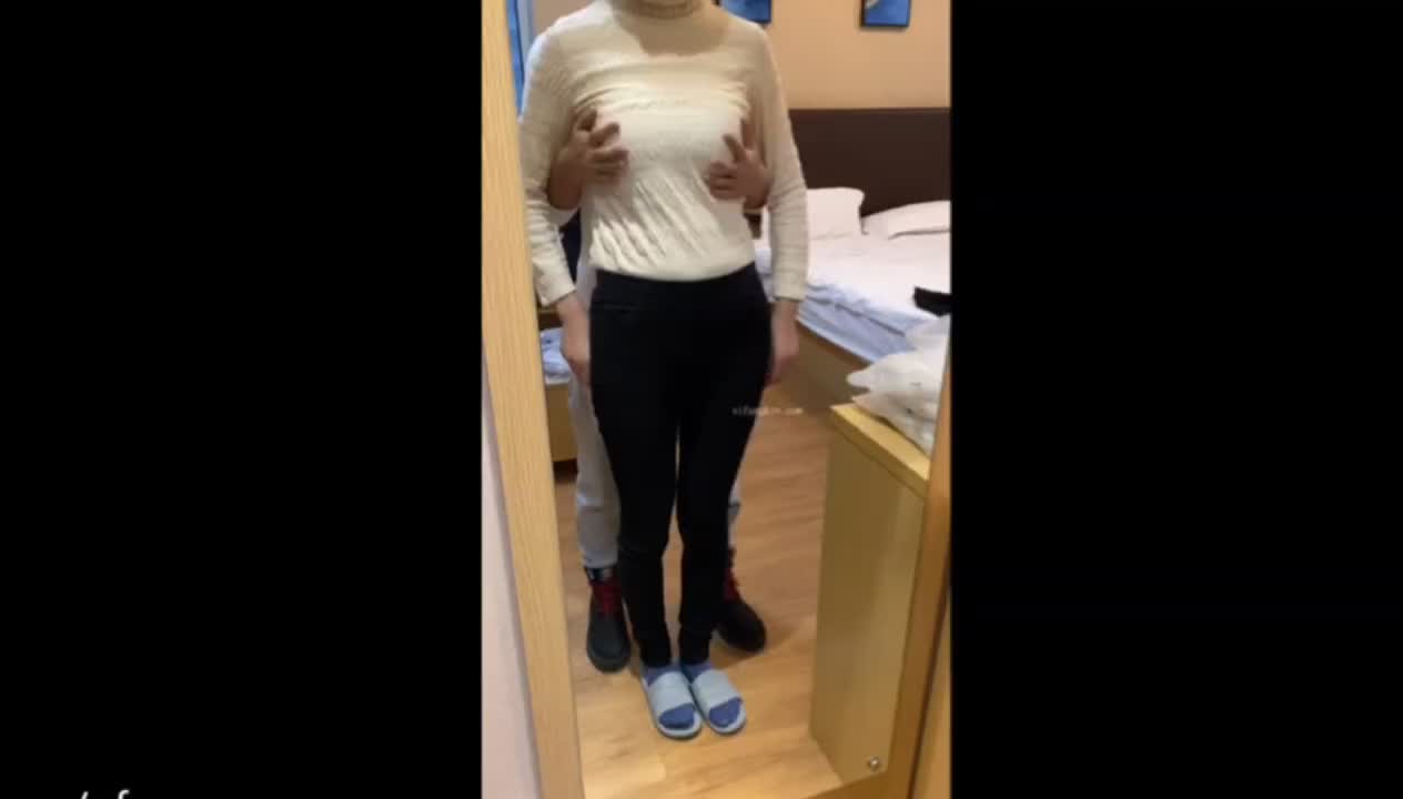 【性癖大哥专搞孕妻】 性癖大哥专搞怀孕人妻，嫩妻双乳圆涨喷奶，韵味十足叫声诱人，骚货翘臀求操无套内射骚穴高潮抽搐！#奶妈 #哺乳期 #熟女 #内射