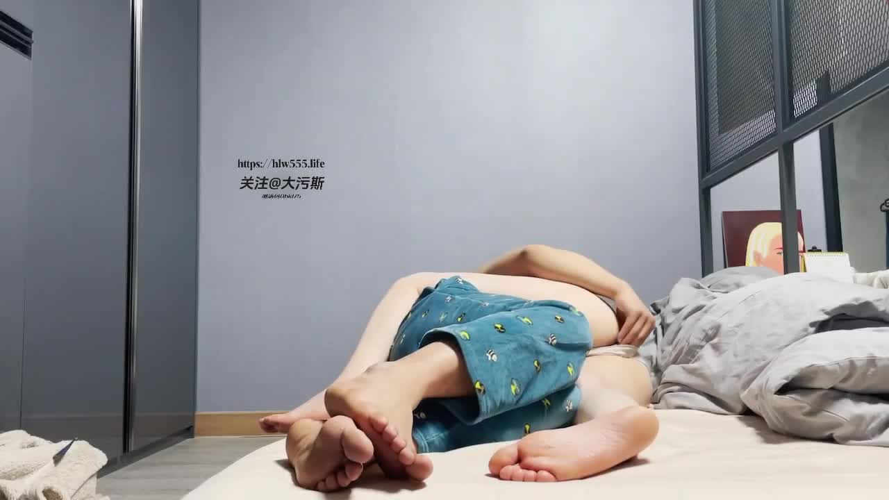 出租屋玩弄可爱小女友