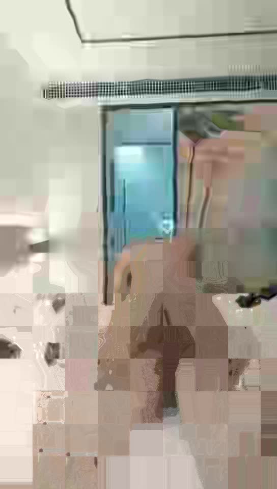 后入风骚人妻肉蚌淫汁白浆不断从裂缝滴流