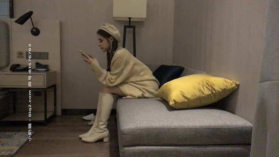 一屌极品寻欢少见的极品外围妹子消息提取器