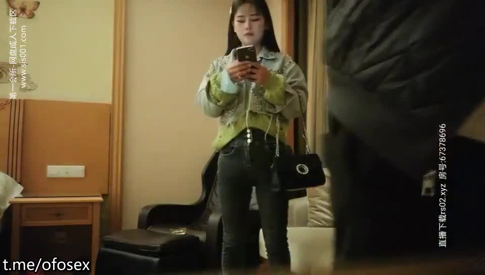 质量服务，偷拍狂魔，绝对不会套路，妹子精挑细选，连挑两个才满意NTR绿帽淫妻