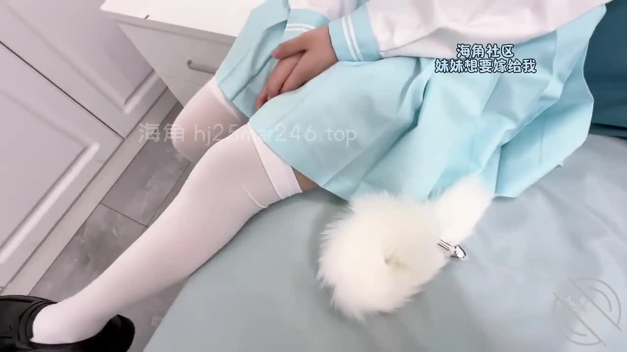 #妹妹想要嫁给我 #粉嫩 #少女【海角精选】求助各位 hj 大佬们，我遇到这种情况该怎么办啊因为我平时也有看这种的案例，但我始终相信这样的事只会在网上能看到，我也没想到有一天这种事会发生在我身边，而且还是我最亲近的人身上事情是这样的，我生活在一个农村的家庭里，现在工作呢，我家之前的生活的还可以，后来有了我妹妹两三年之后，父亲的生意也渐渐的没落就开始变得喜欢酗酒，喝完酒还打骂我和妹妹，我也不太清楚是什么原因。因为我当时已经懂事了，在妹妹初中的时候她们也离婚了，之后我自发的对我的妹妹照顾有加，为的就是想让她从