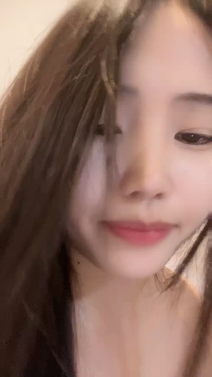 2048.hk@月亮躲在云朵20250805_011632