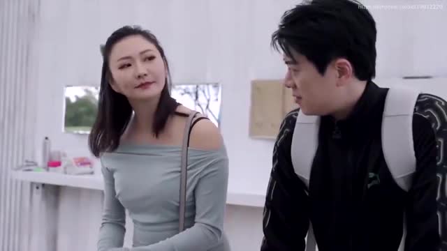 #国产 #无码 #萝莉 #高潮 #调教郊游偷情老铁的明星颜值极品气质女友操得她表情销魂呻吟刺激