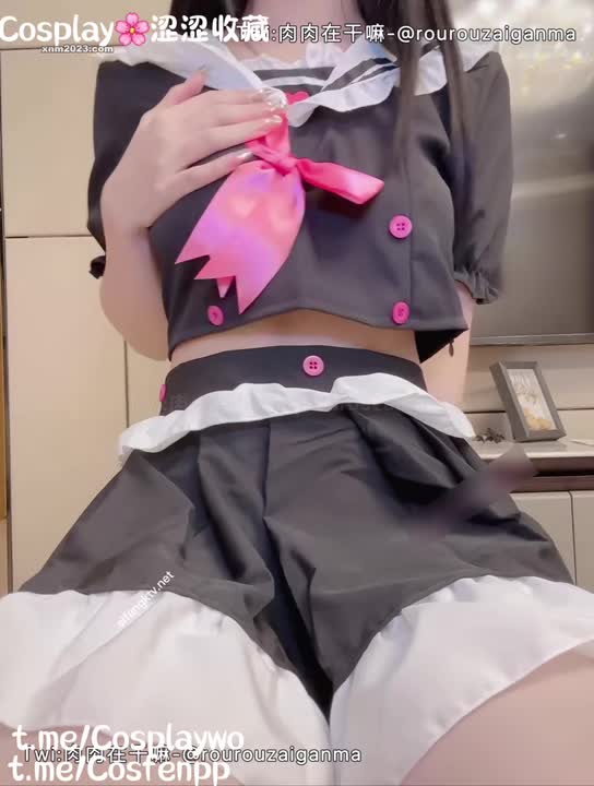 梅川 肉肉在干嘛大屁股，后面插入，特写自慰视角#梅川 #肉肉在干嘛 #自慰 #淫液 #特写 #高潮