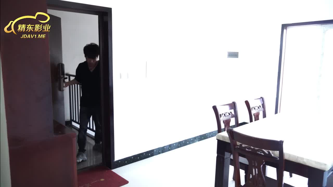 精东影业妻子出轨后小姨子用身体安慰姐夫#出轨 #小姨子 #乱伦 #内射