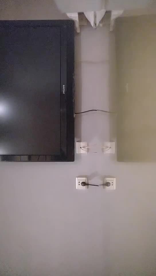 #少妇 #出轨    出轨，高颜值小少妇，苗条温柔，花式啪啪，圆润翘臀女上位各种姿势玩的溜 ，嗷嗷叫被操的，刺激激情