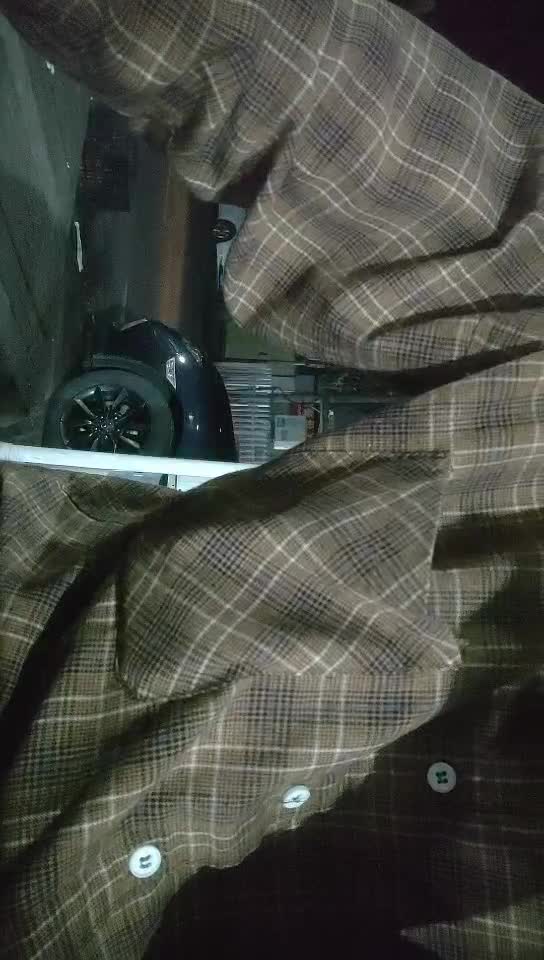 #少妇 #偷情   偷情，深夜约操小少妇，调情做爱啪啪，干得激情如火骚叫不断，给干嗷嗷叫，猛操爽高潮了