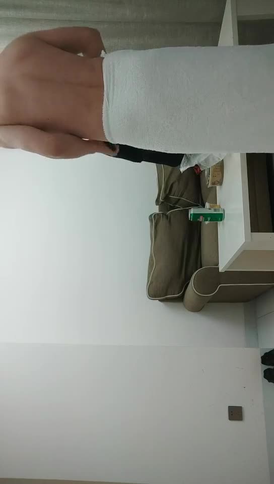 #少妇 #偷情   偷情，极品小少妇，共进晚餐，洗个鸳鸯浴，苗条女神饥渴太久，干不够主动温柔非常有感觉