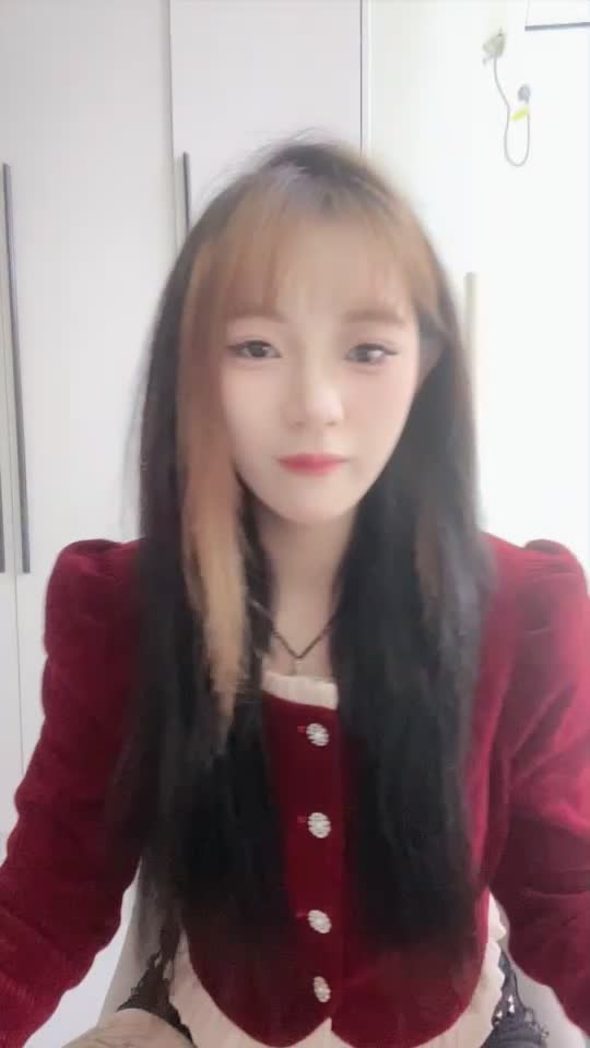 2048.hk@654756051_极品艺校生_20251022_201717