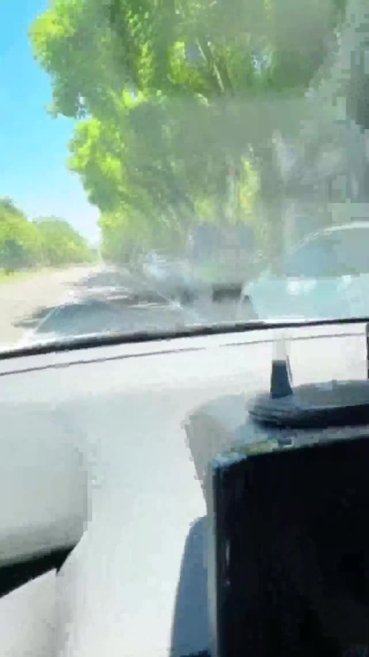 疯狂计程车！性感小骚猫路边搭讪单男，3P爽到嗨爆，拔掉套子疯狂抽插