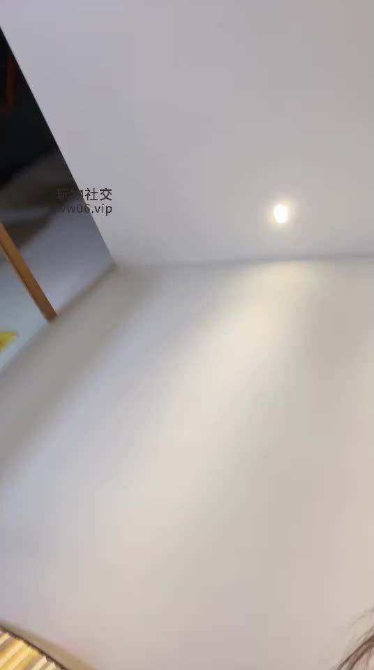 2048.hk@草莓奶昔TJ：开发滴滴司机当性工具下集黑丝踩脸踩鸡巴坐脸口舌嘴挑震动棒屎失禁还有爱液分泌物一起喷出来狗嘴接爱液