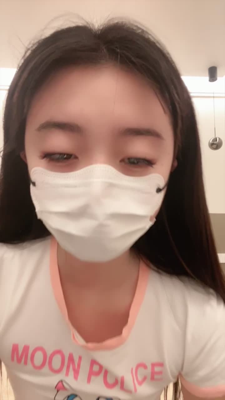 2048.hk@1281261042_20251106_154019