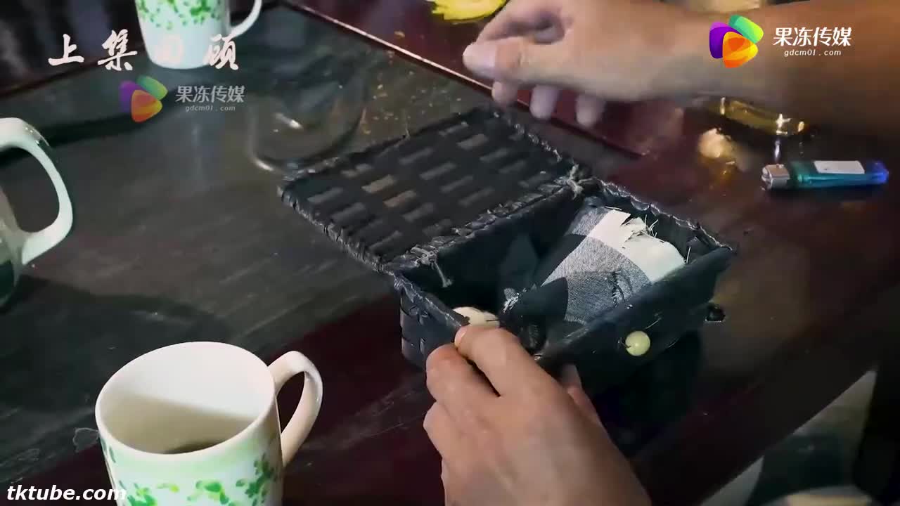 #巨乳 #高雅 #淫女 #高挑 #邂逅咖啡厅放荡薛梦琪 健谈的饥渴骚少妇