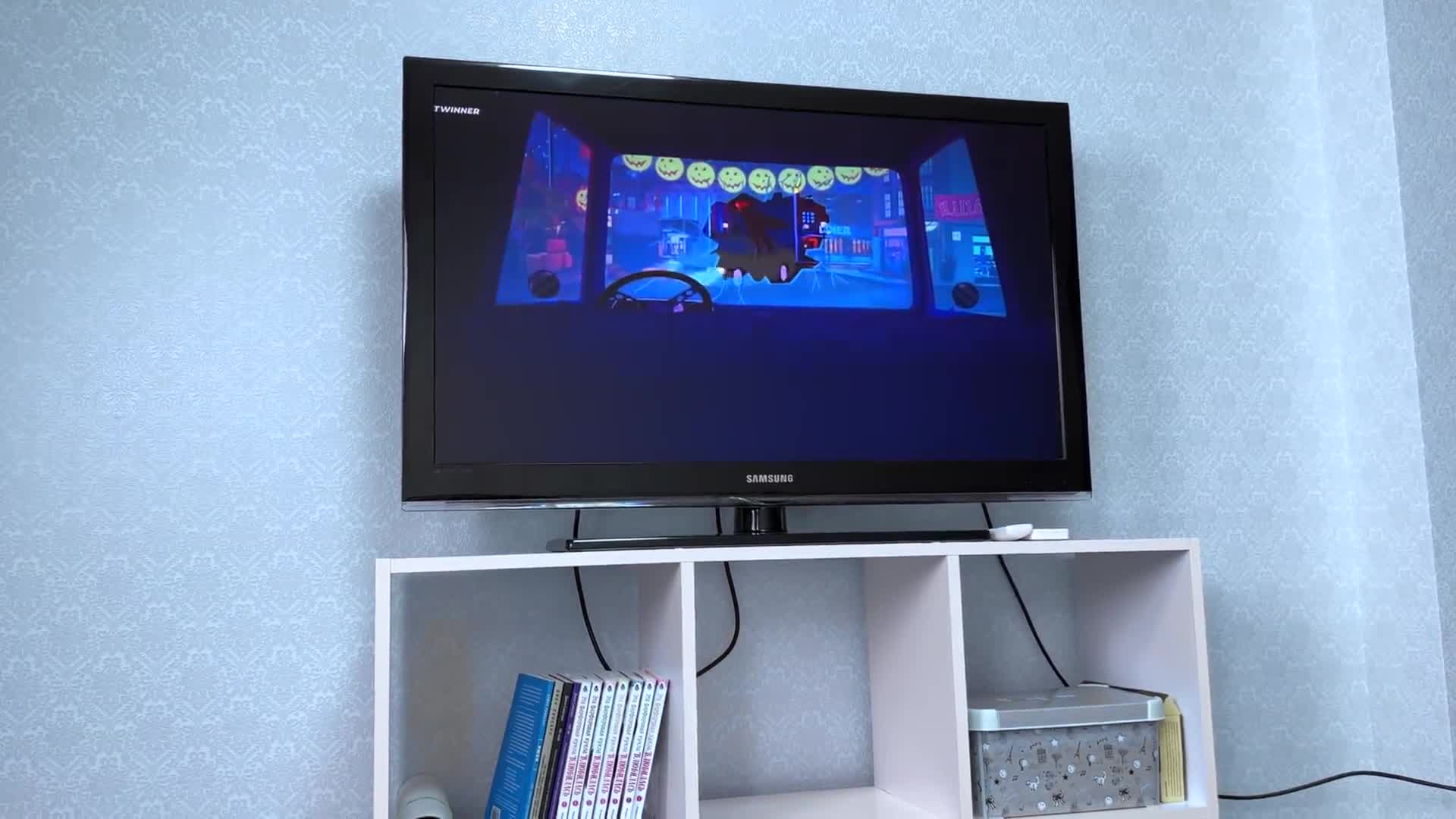 2048.hk@101-Дьяволица Трахается и Сосет на Хэллоуин! Большая Порция Кончи Внутрь её Киски