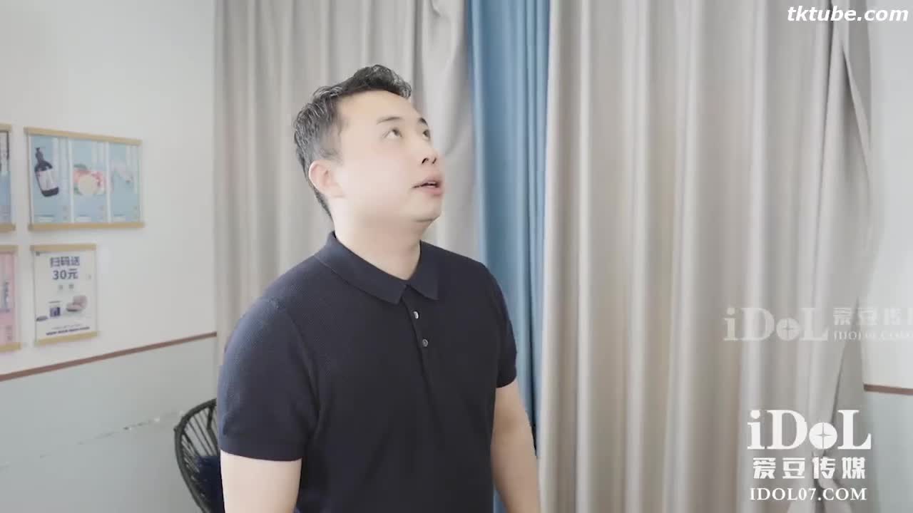 #巨乳 #大学生 #骚穴 #大学 #色诱骚穴女大学生色诱富有房东小洁