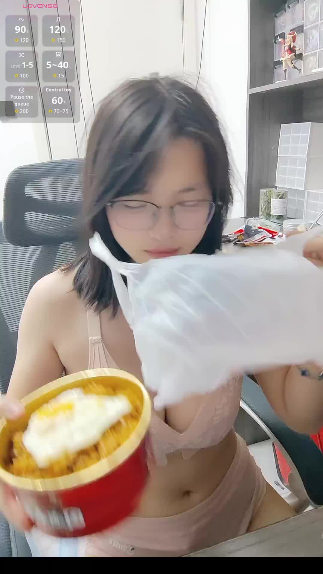 2048.hk@titty150150_2025-10-16_14-02-56_050